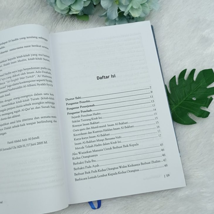 Buku Adabul Mufrad Kumpulan Hadits-Hadits Akhlak