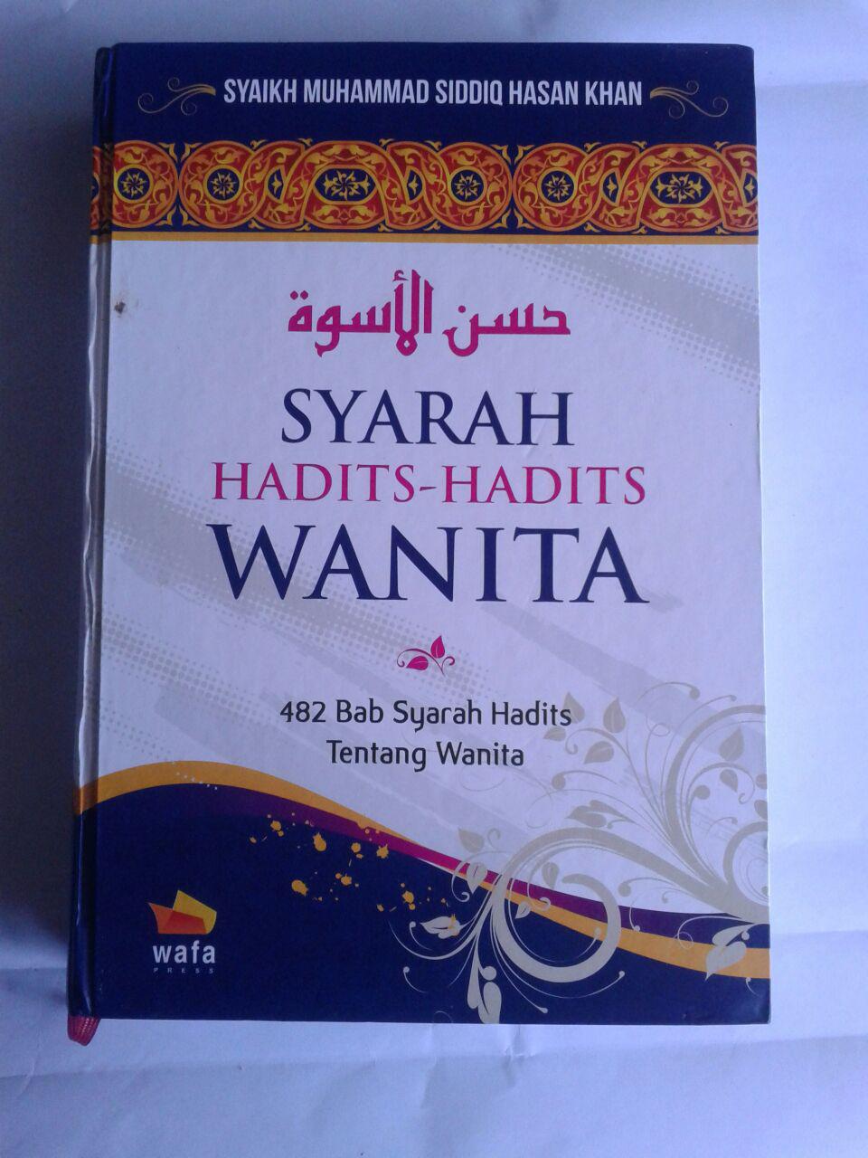 Buku Husnul Uswah Syarah Hadits-Hadits Wanita cover