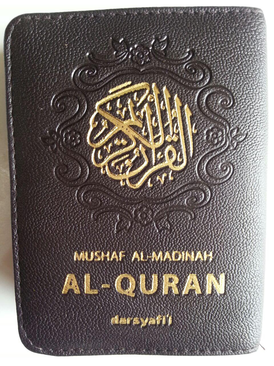 Al-Qur’an Saku Mushaf Al-Madinah Resleting Ukuran A7 cover