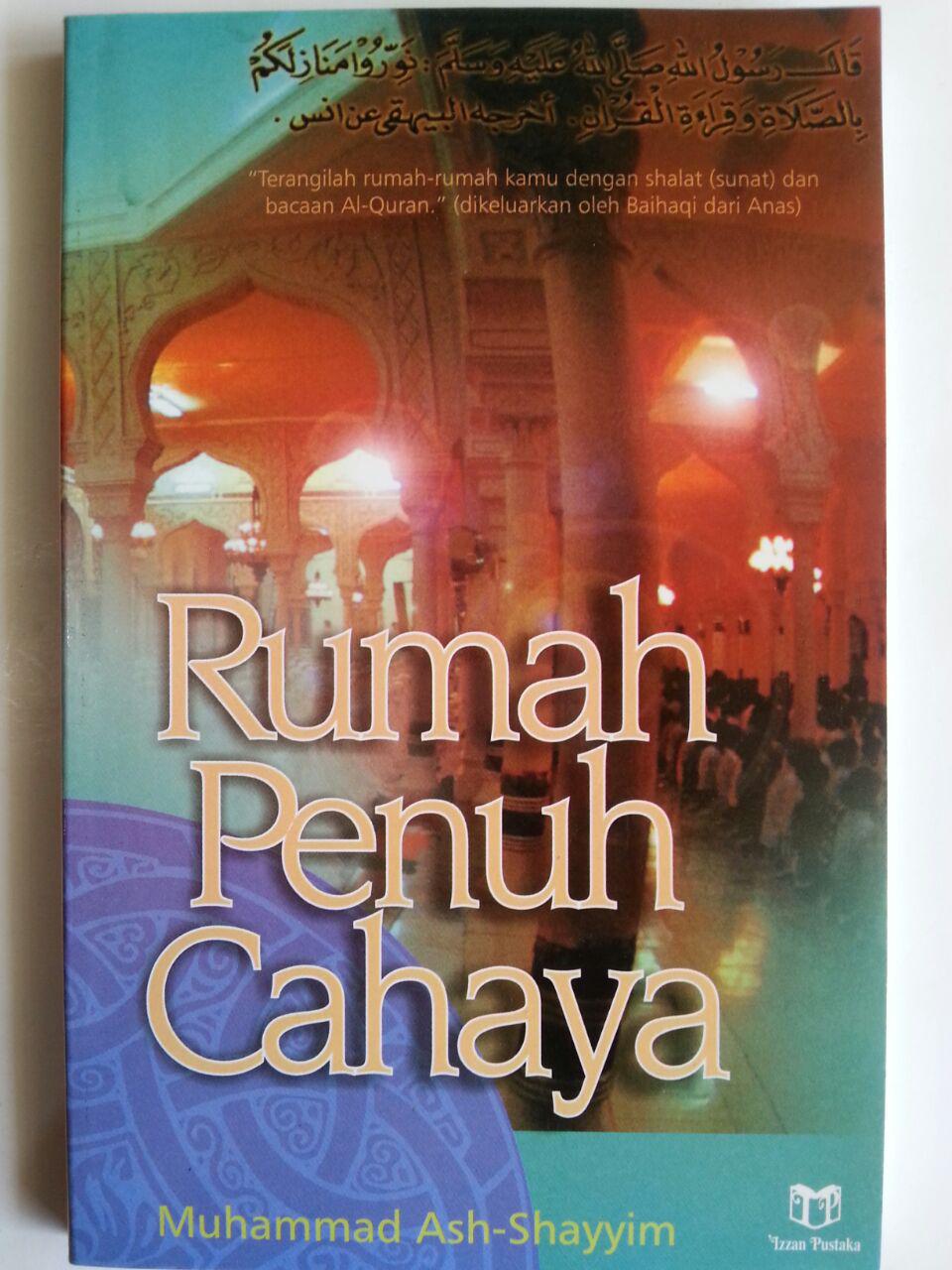 Buku Rumah Penuh Cahaya cover 2