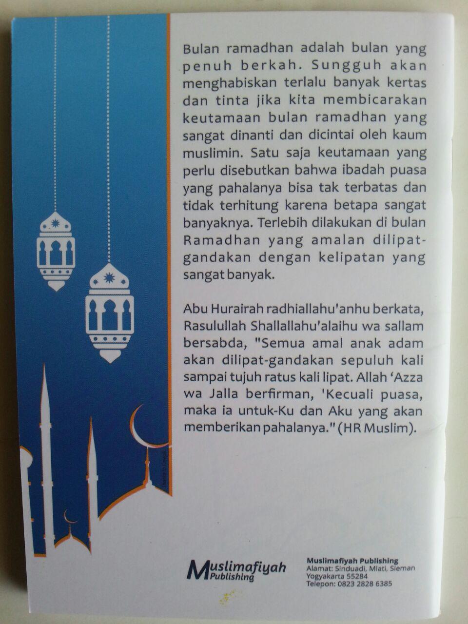 Buku Saku Sehat Dan Sunnah Menjalani Ramadhan cover
