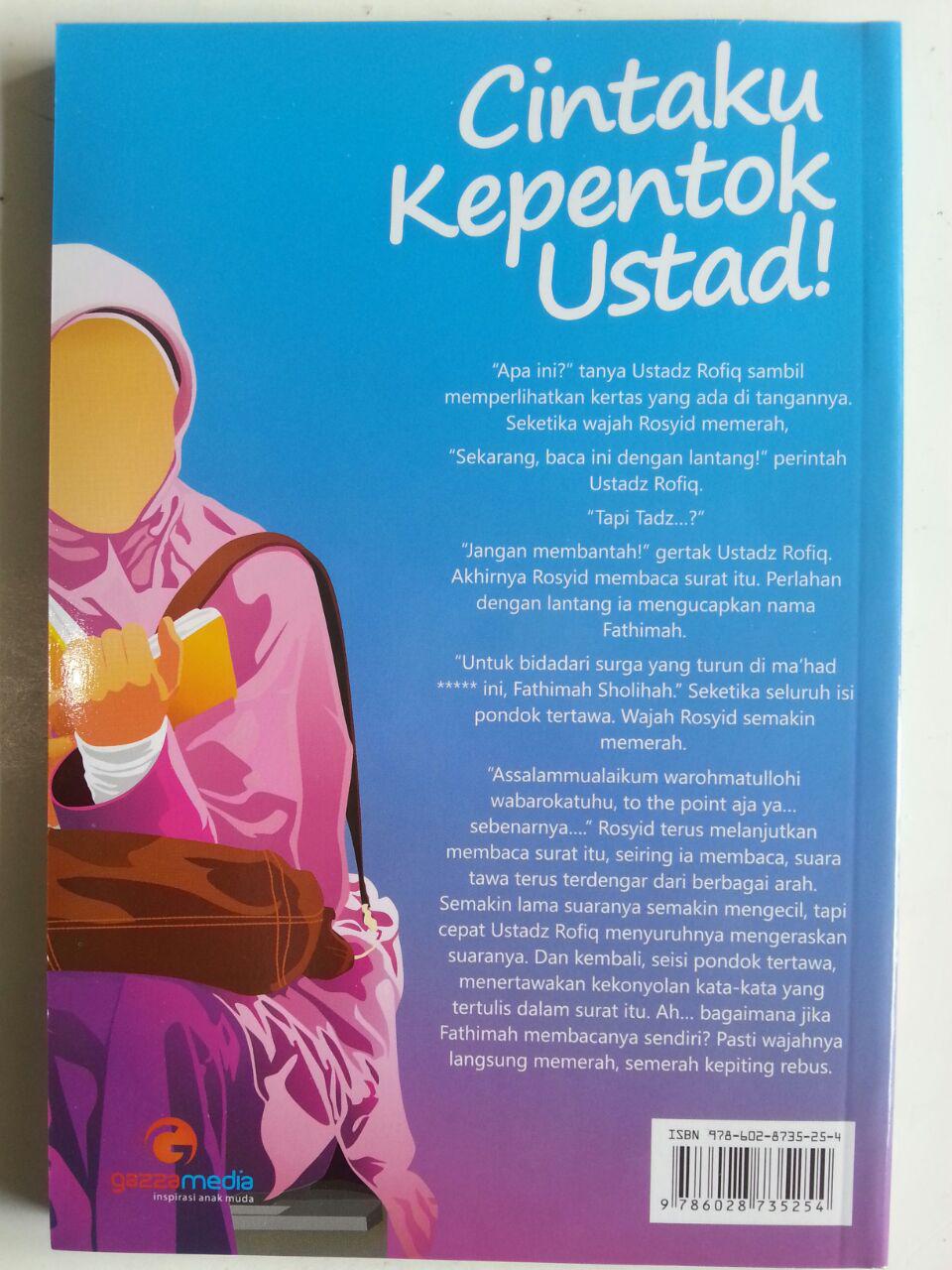 Buku Cintaku Kepentok Ustad Kisah Nyata Lucu Menarik Inspiratif Santri cover