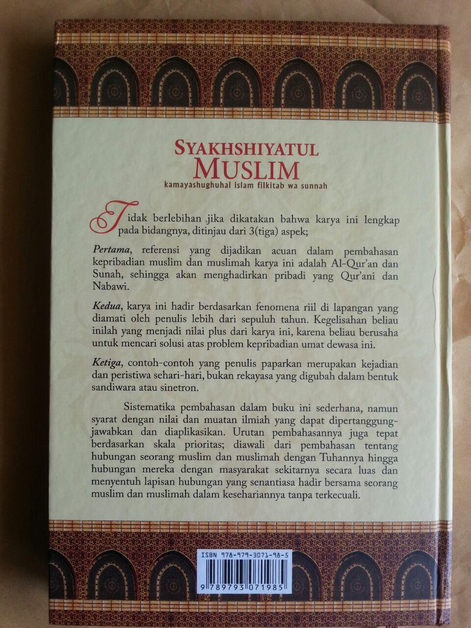 Buku Syakhshiyatul Muslim Membentuk Pribadi Muslim Ideal cover