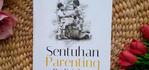 Buku Sentuhan Parenting Seri Parenting Nabawiyyah