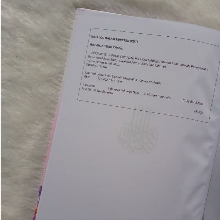 Buku Biografi Istri Putri Cucu Dan Pelayan Nabi 2