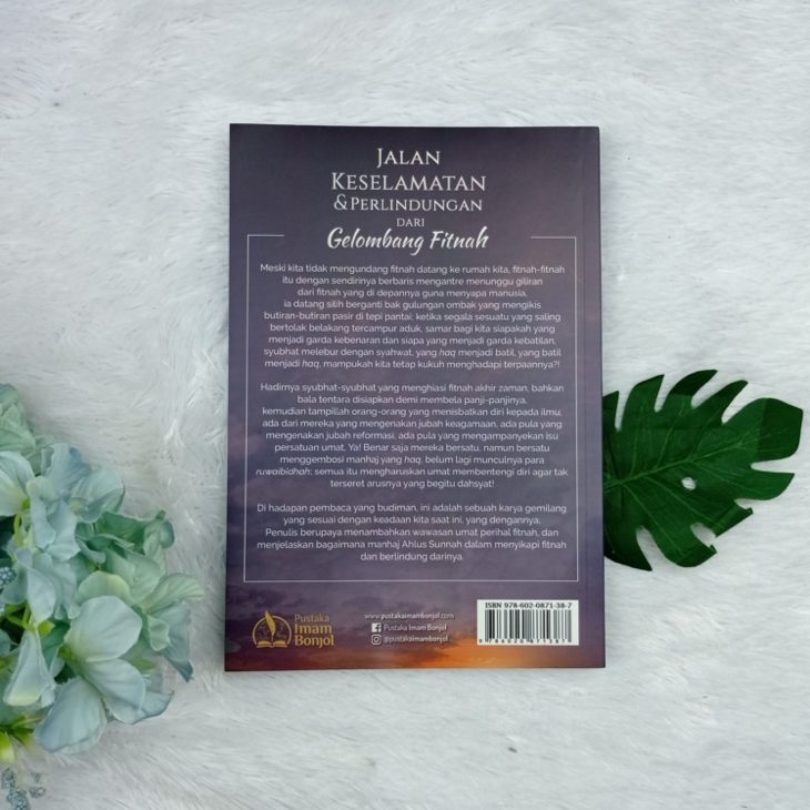 Buku Jalan Keselamatan Dan Perlindungan Dari Gelombang Fitnah