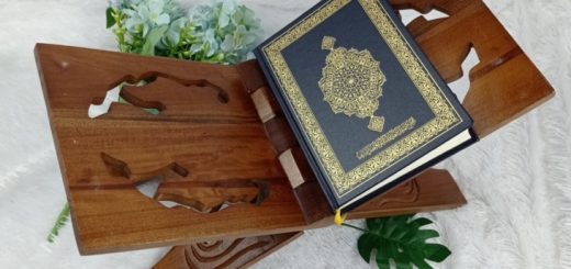 Rekal Meja Mengaji Ukuran 20 Cm