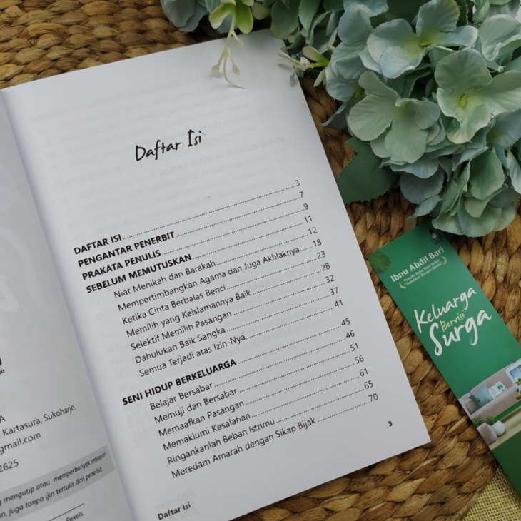 Buku Keluarga Bervisi Surga