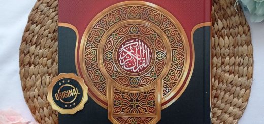 Al-Qur'an Tajwid Warna Terjemah Transliterasi Al Misbah Ukuran A4