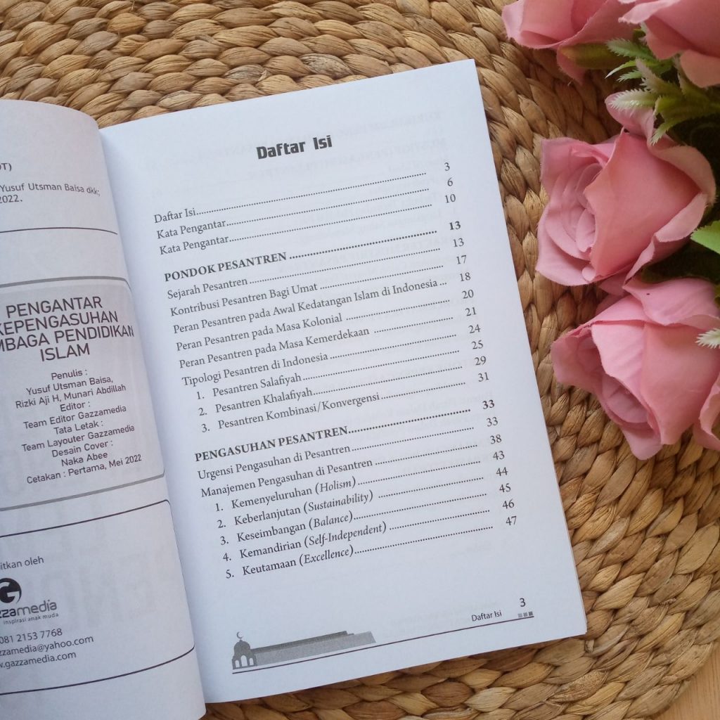 Buku Pengantar Kepengasuhan Lembaga Pendidikan Islam
