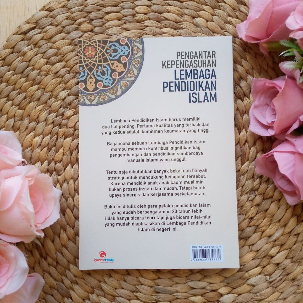 Buku Pengantar Kepengasuhan Lembaga Pendidikan Islam