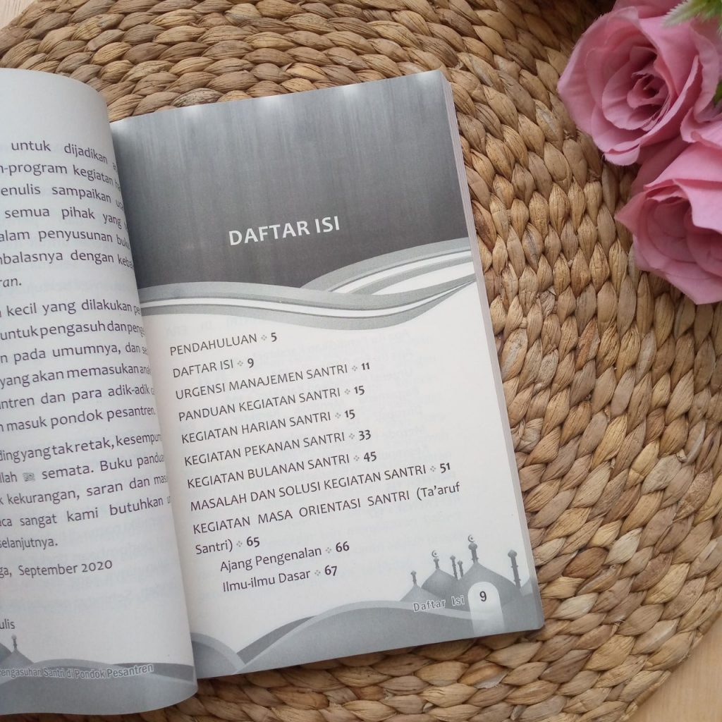 Buku Pola Pengasuhan Santri Di Pesantren
