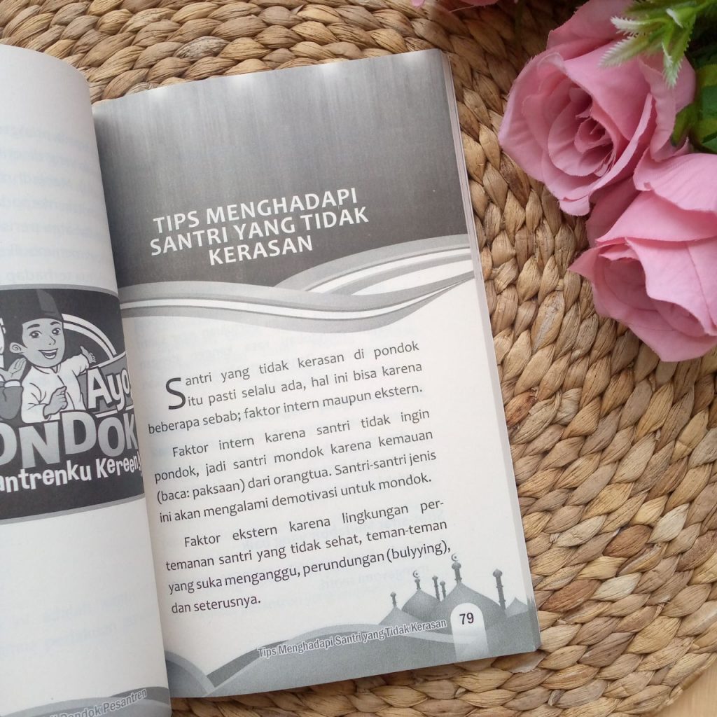 Buku Pola Pengasuhan Santri Di Pesantren