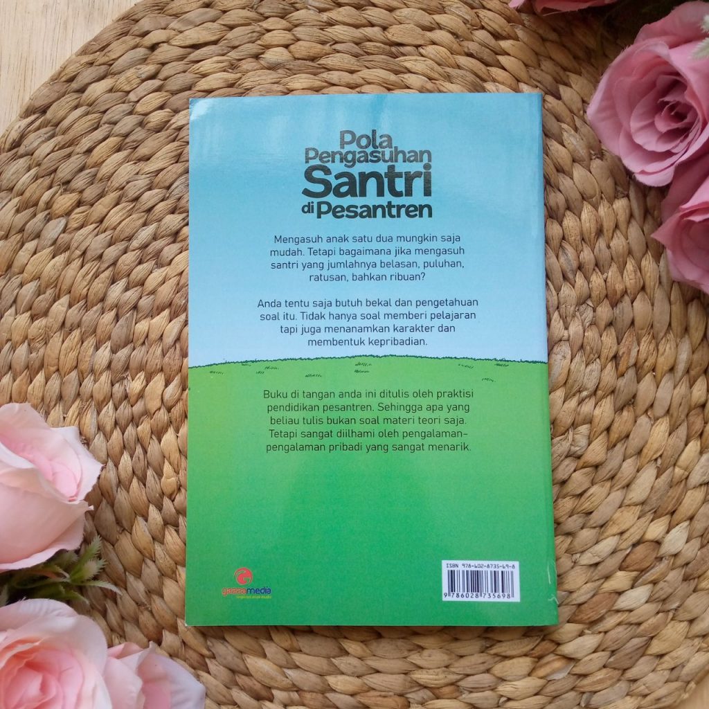 Buku Pola Pengasuhan Santri Di Pesantren