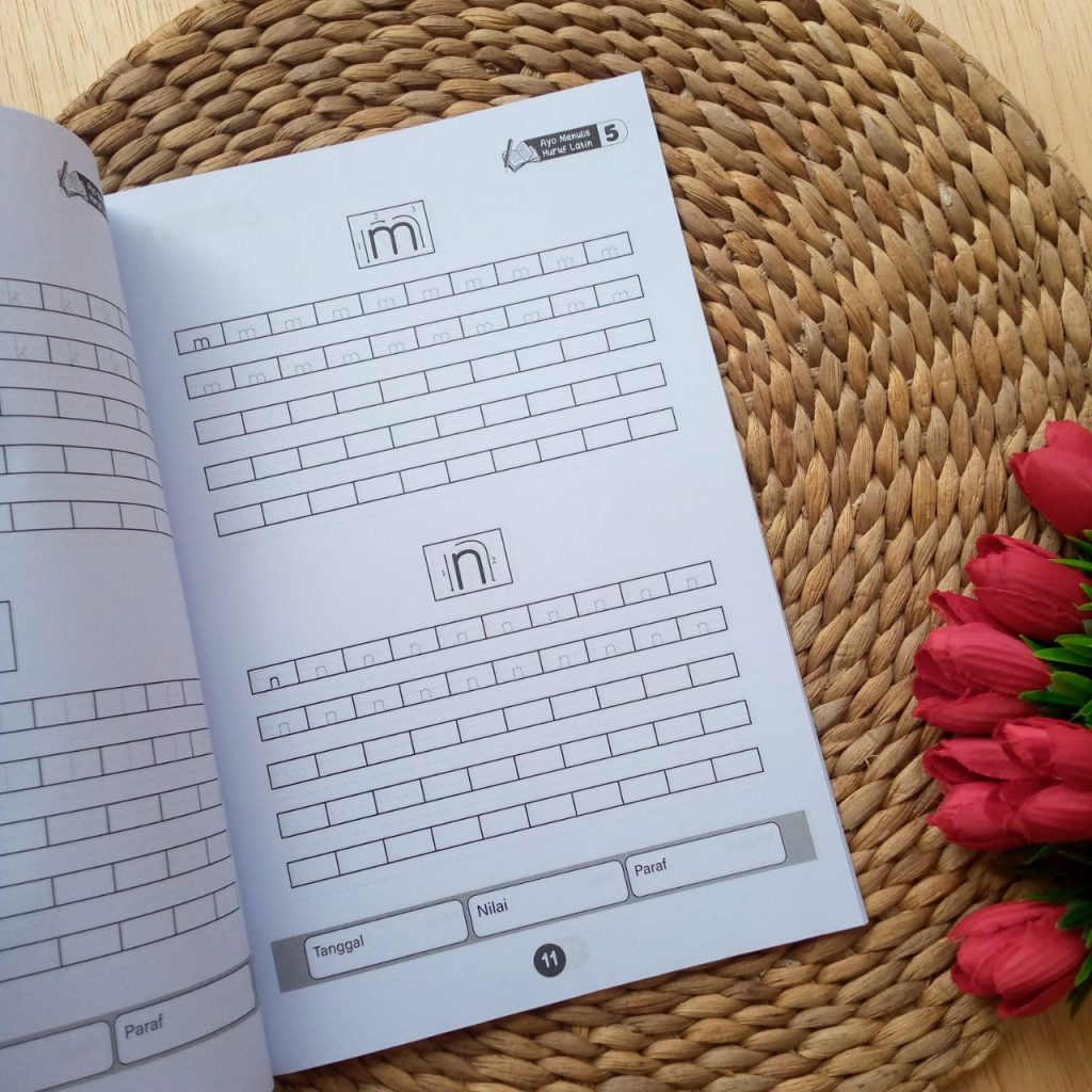 Buku Ayo Menulis Huruf Latin  Set 6 Jilid 