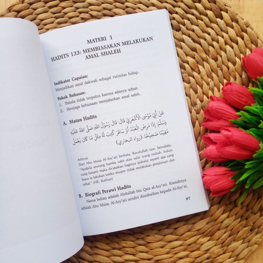 Buku Materi Pembinaan Karakter Dan Kepribadian Muslim Seri KKP Dewasa