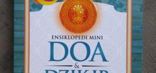 Buku Saku Ensiklopedi Mini Doa & Dzikir Pilihan cover
