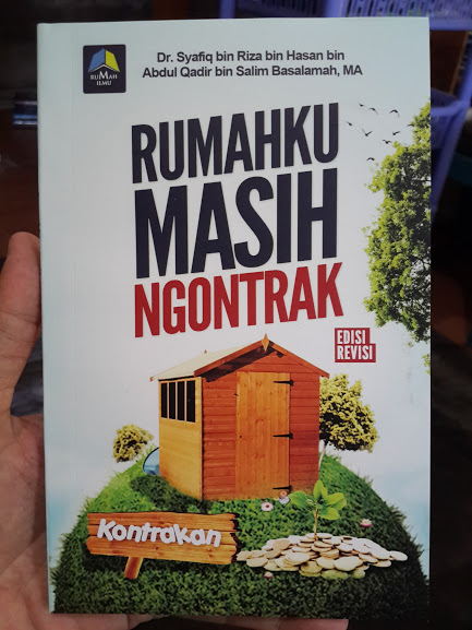 Buku Rumahku Masih Ngontrak Cover